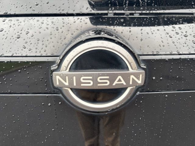 Used 2023 Nissan Pathfinder Platinum w/ Cargo Package image 14