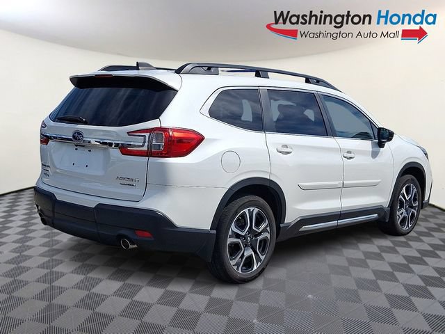 Used 2024 Subaru Ascent Limited w/ Technology Package AWD/4WD image 6