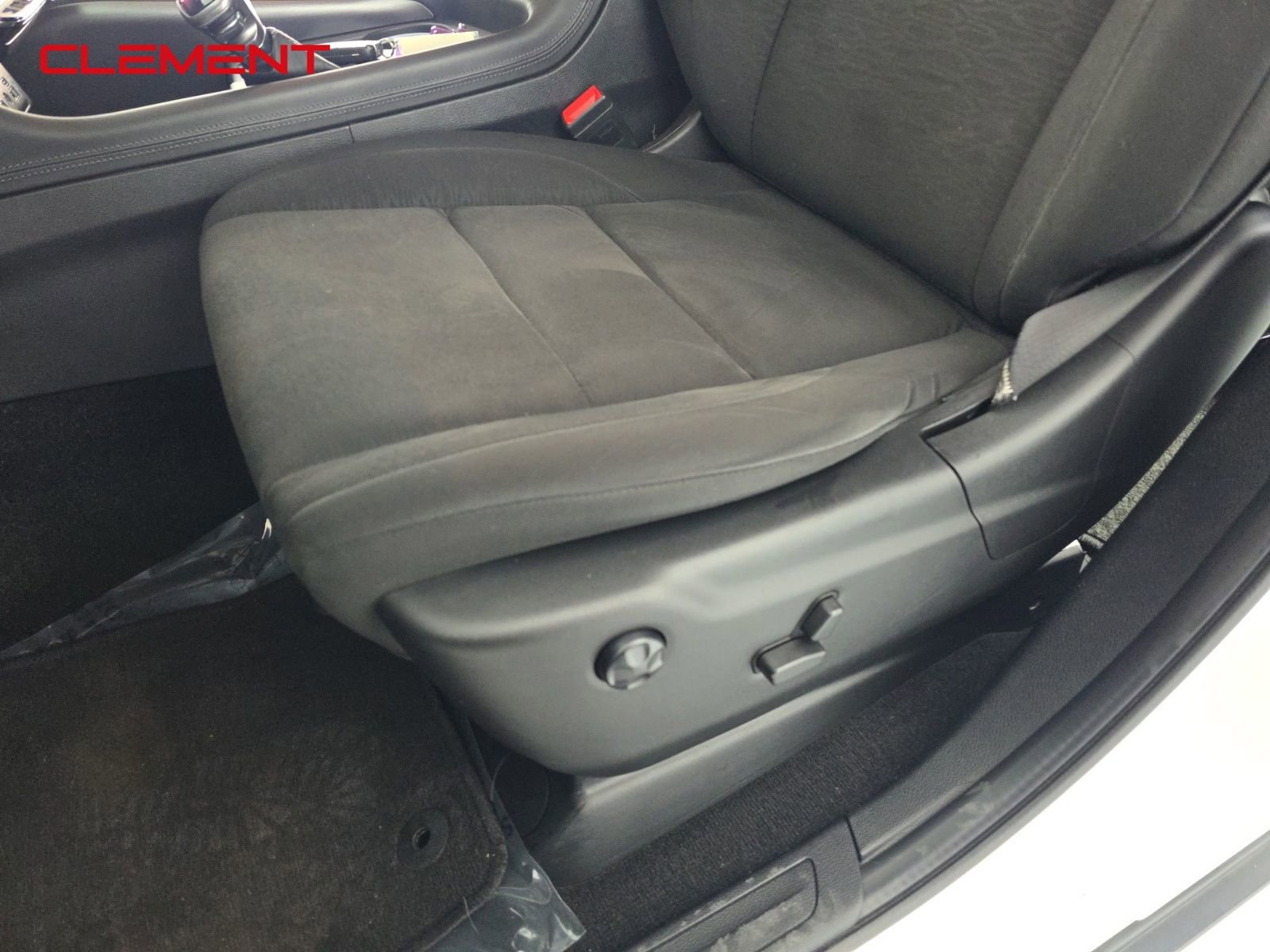 Used 2022 Dodge Durango SXT image 22