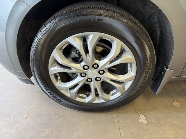 Used 2021 Buick Enclave Avenir w/ Avenir Technology Package image 9