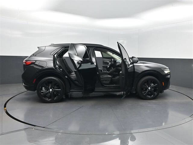 Used 2021 Buick Envision Essence w/ Technology Package I image 41