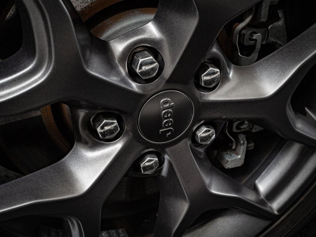 Used 2021 Jeep Grand Cherokee Limited w/ Quick Order Package 28K 80th image 8