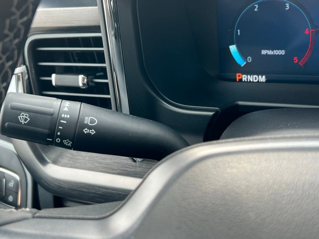 New 2025 Ford F250 Lariat image 35