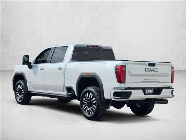 Used 2025 GMC Sierra 3500 Denali Ultimate image 8