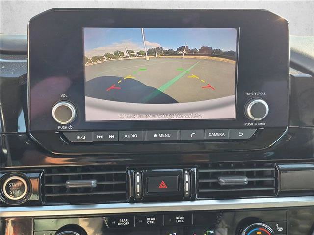 Used 2023 Nissan Pathfinder SV FWD image 14