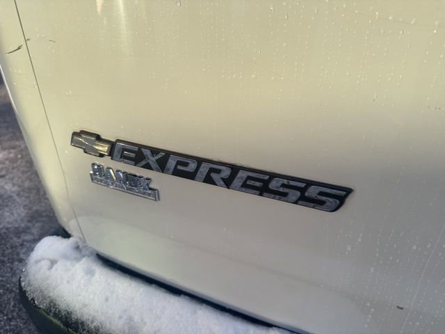Certified 2020 Chevrolet Express 2500 image 10