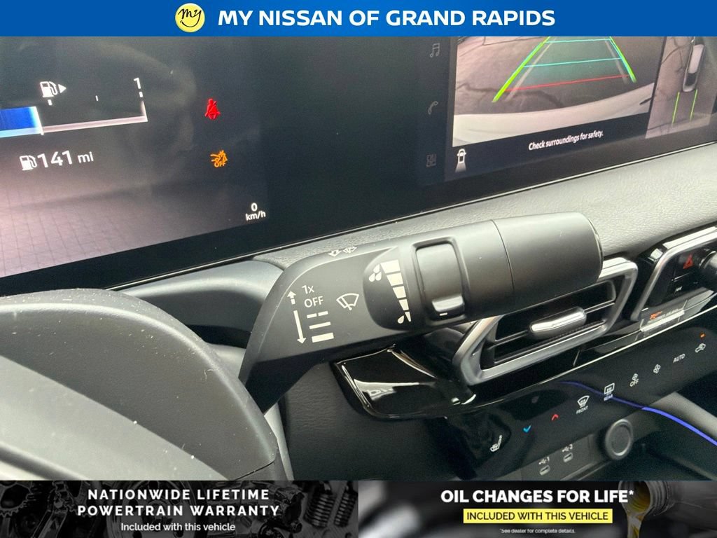 New 2026 Nissan Sentra SR FWD image 22