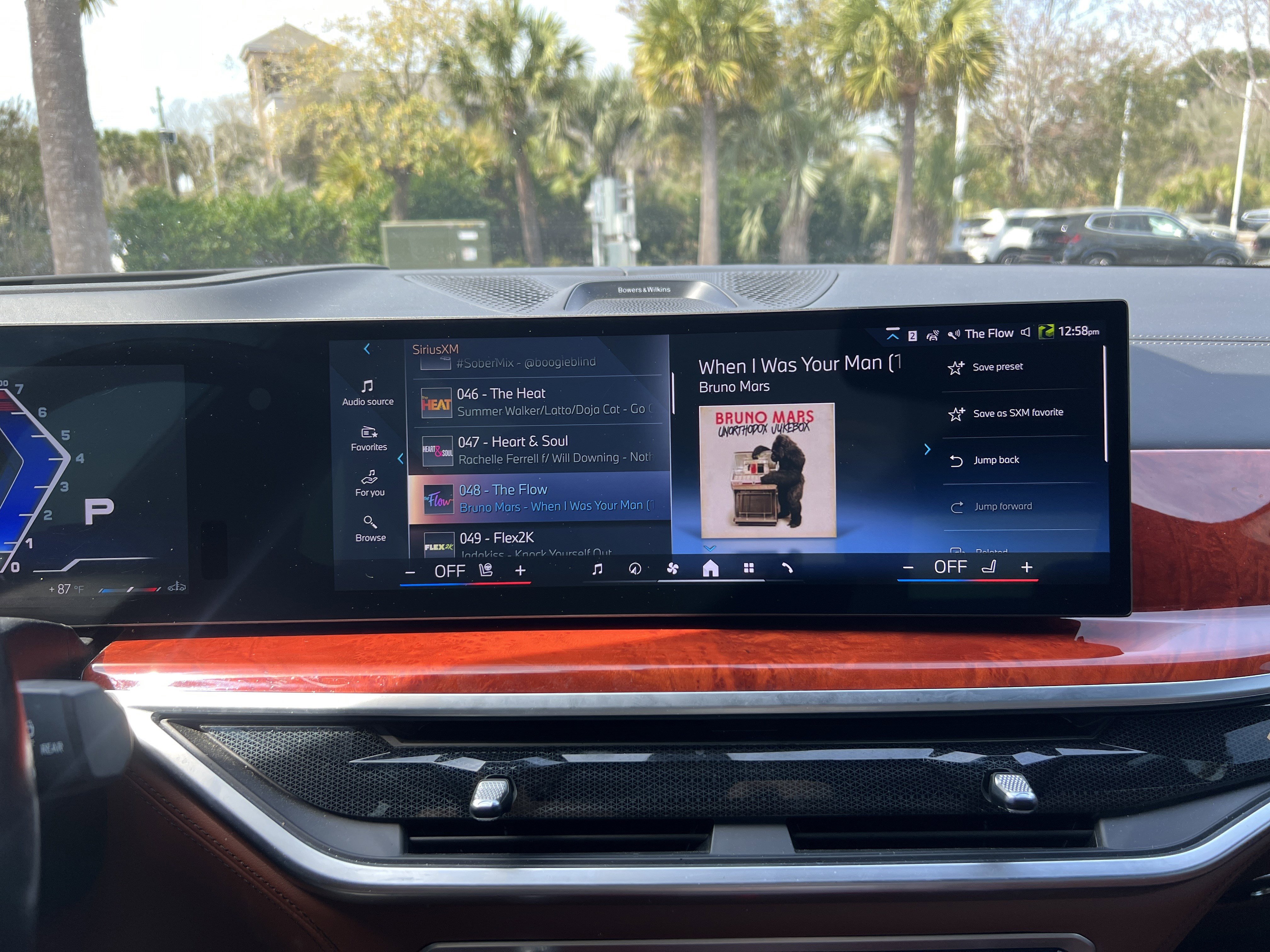 Used 2024 BMW ALPINA XB7 image 26