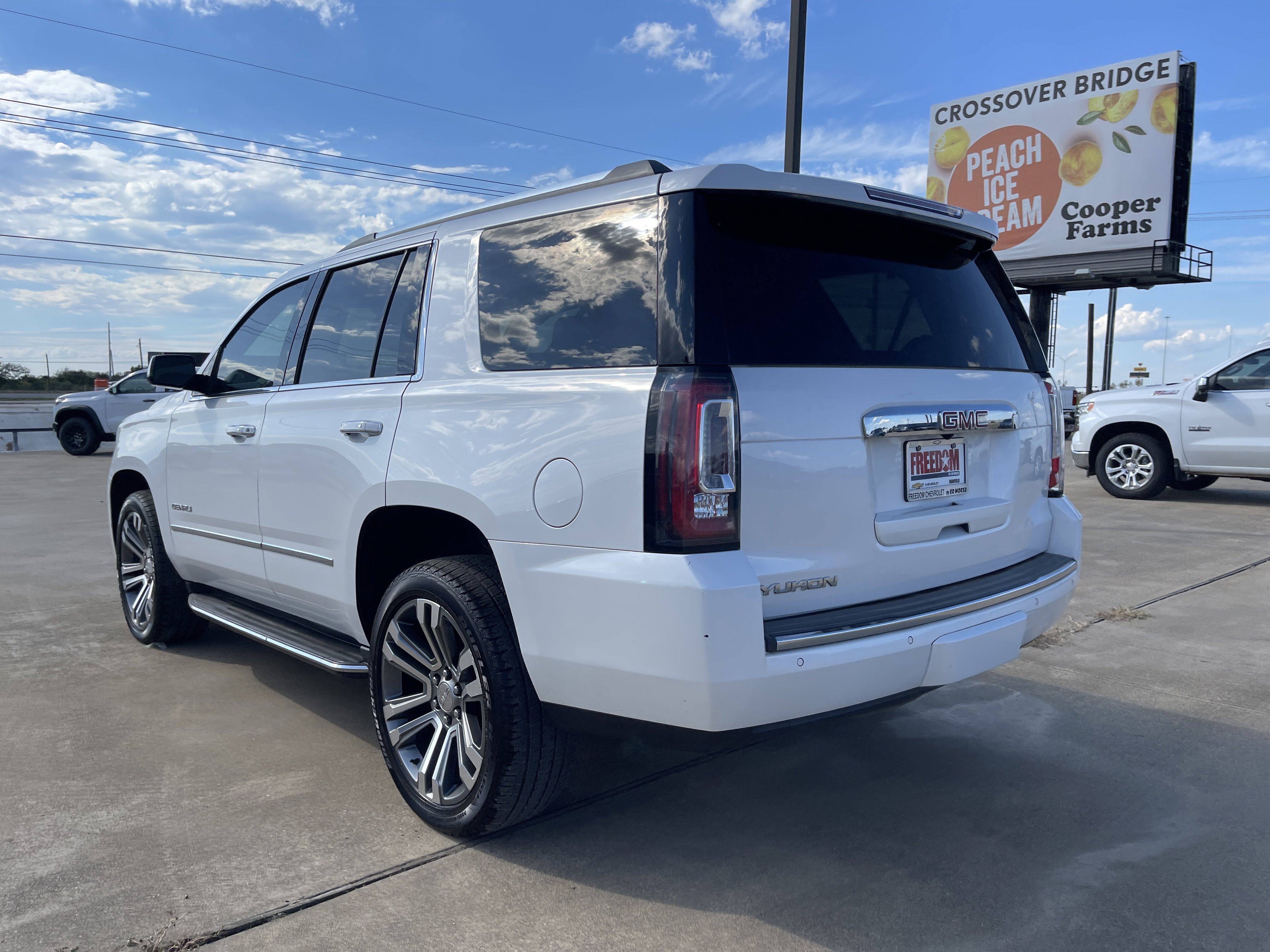 Used 2018 GMC Yukon Denali w/ Open Road Package image 6
