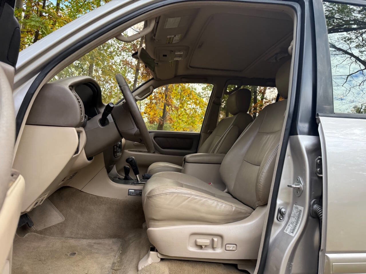 Used 2000 Toyota Land Cruiser image 48