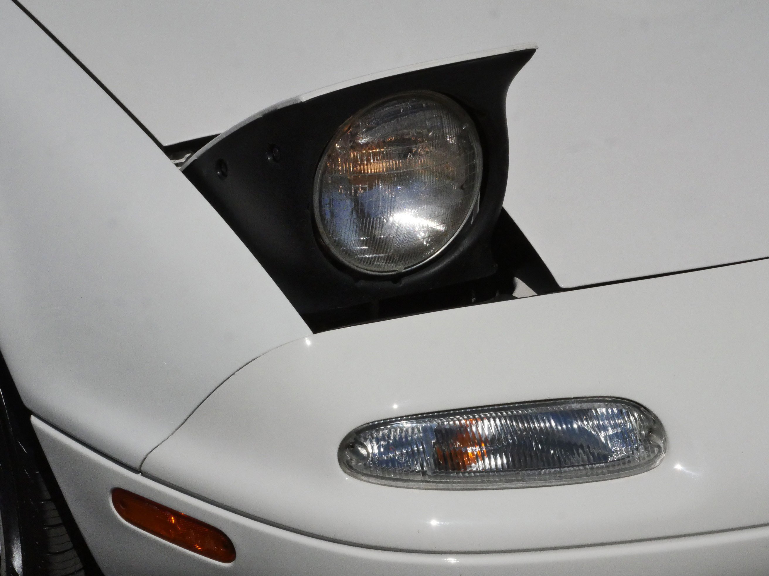 Used 1997 MAZDA MX-5 Miata RWD image 15