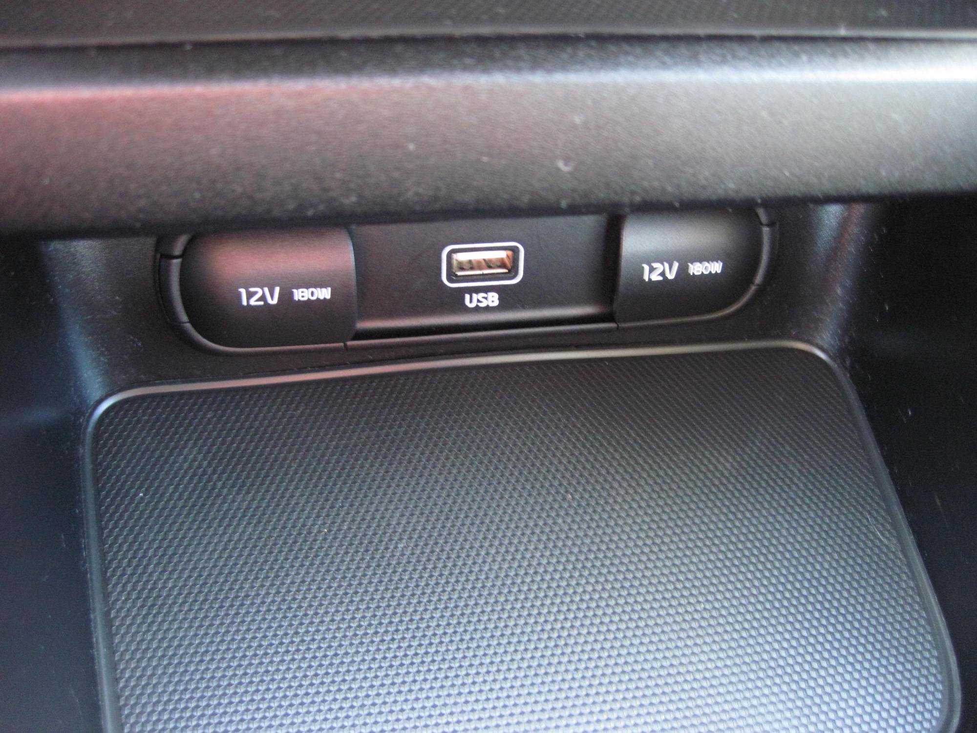 Used 2023 Kia Forte LXS image 17