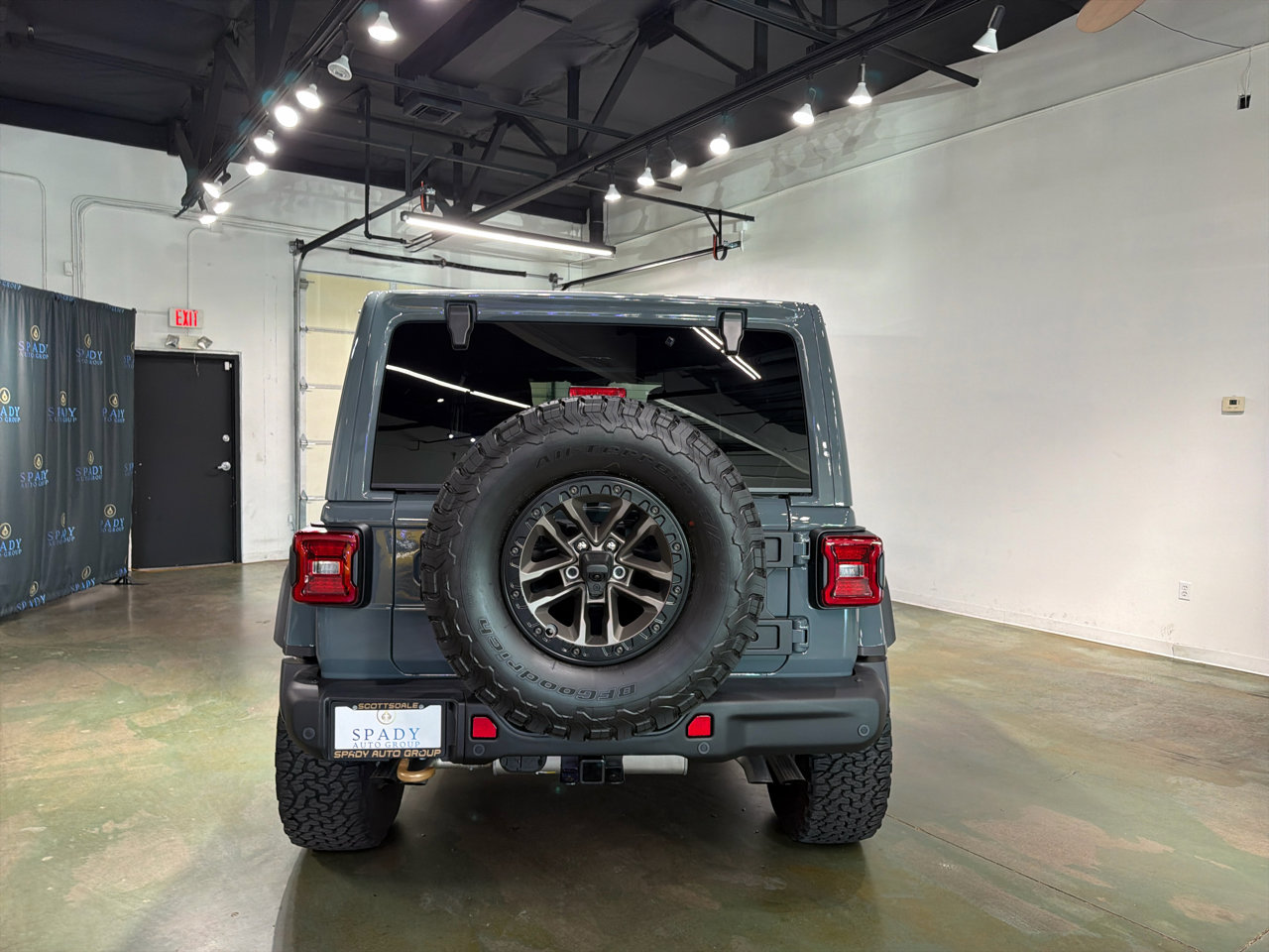 Used 2025 Jeep Wrangler Rubicon 392 image 7