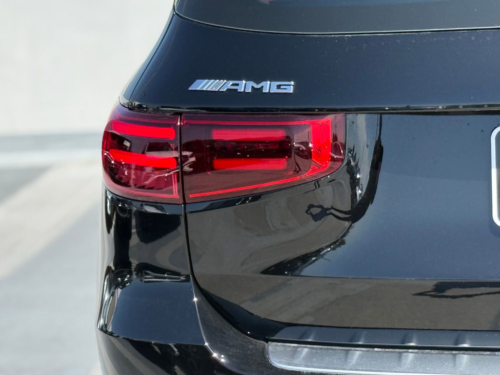 New 2026 Mercedes-Benz GLB 35 AMG 4MATIC image 10