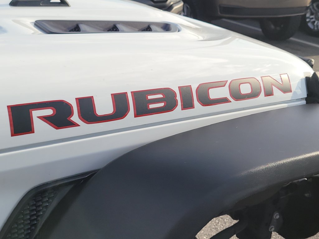 Used 2020 Jeep Gladiator Rubicon w/ Trailer Tow Package AWD/4WD image 7