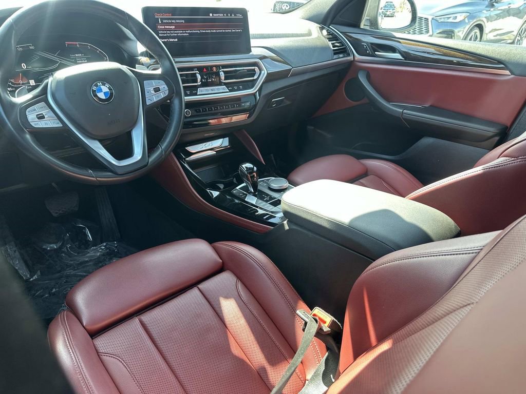 Used 2023 BMW X4 xDrive30i image 10