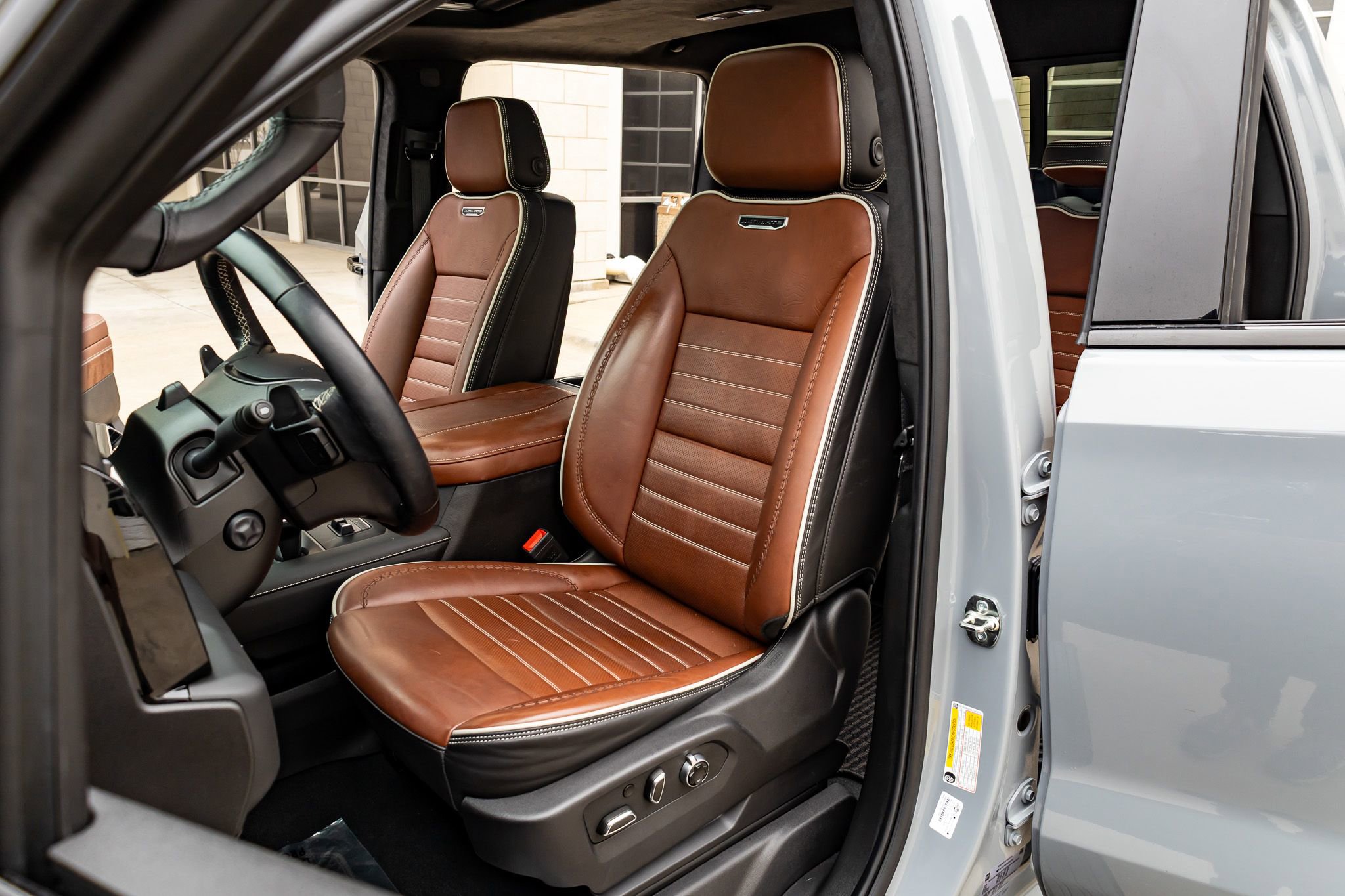 Used 2025 GMC Sierra 1500 Denali Ultimate image 29