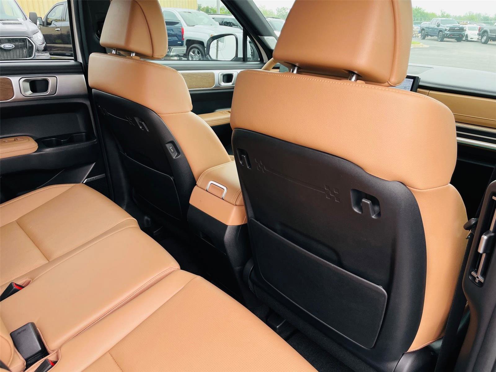 Used 2024 Hyundai Santa Fe Limited FWD image 32