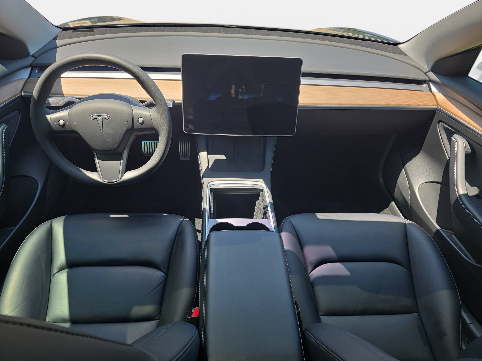 Used 2021 Tesla Model 3 Standard Range Plus RWD image 9