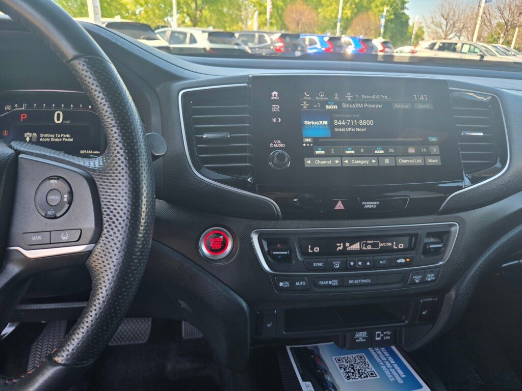 Certified 2023 Honda Passport TrailSport image 14