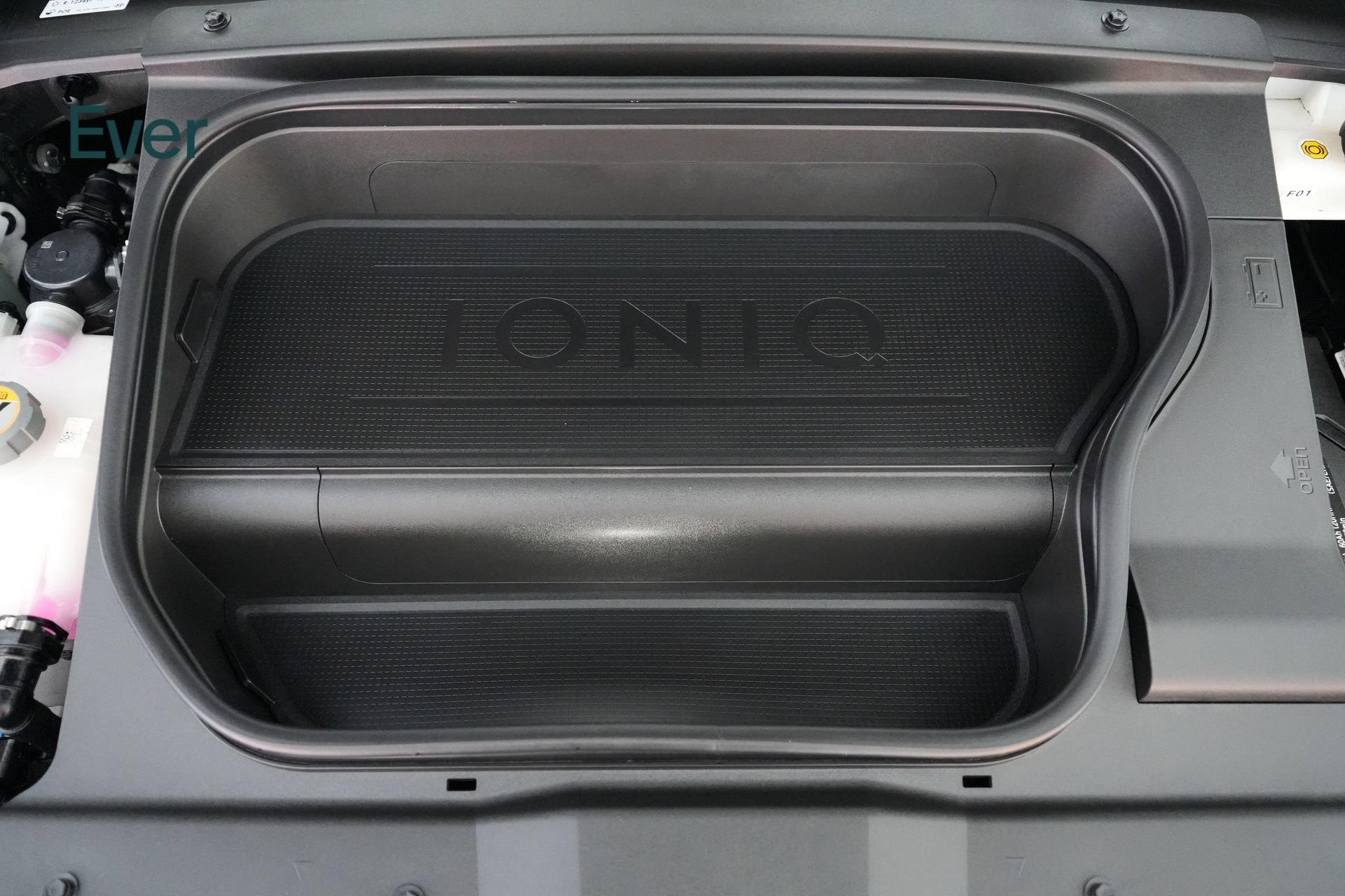 Used 2024 Hyundai Ioniq 6 SEL RWD image 26