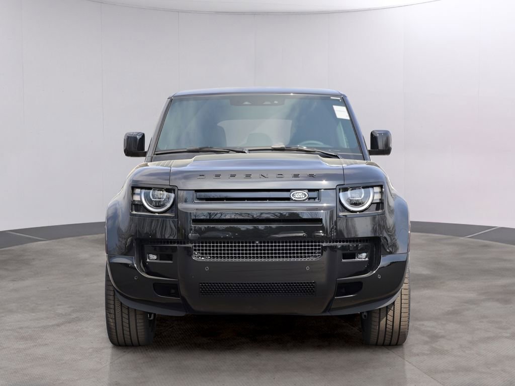 New 2026 Land Rover Defender 110 X-Dynamic SE image 2