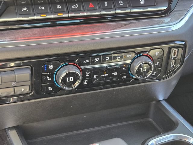 Used 2023 Chevrolet Silverado 1500 LTZ AWD/4WD image 30