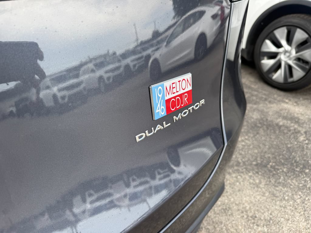 Used 2023 Tesla Model Y Long Range AWD/4WD image 13