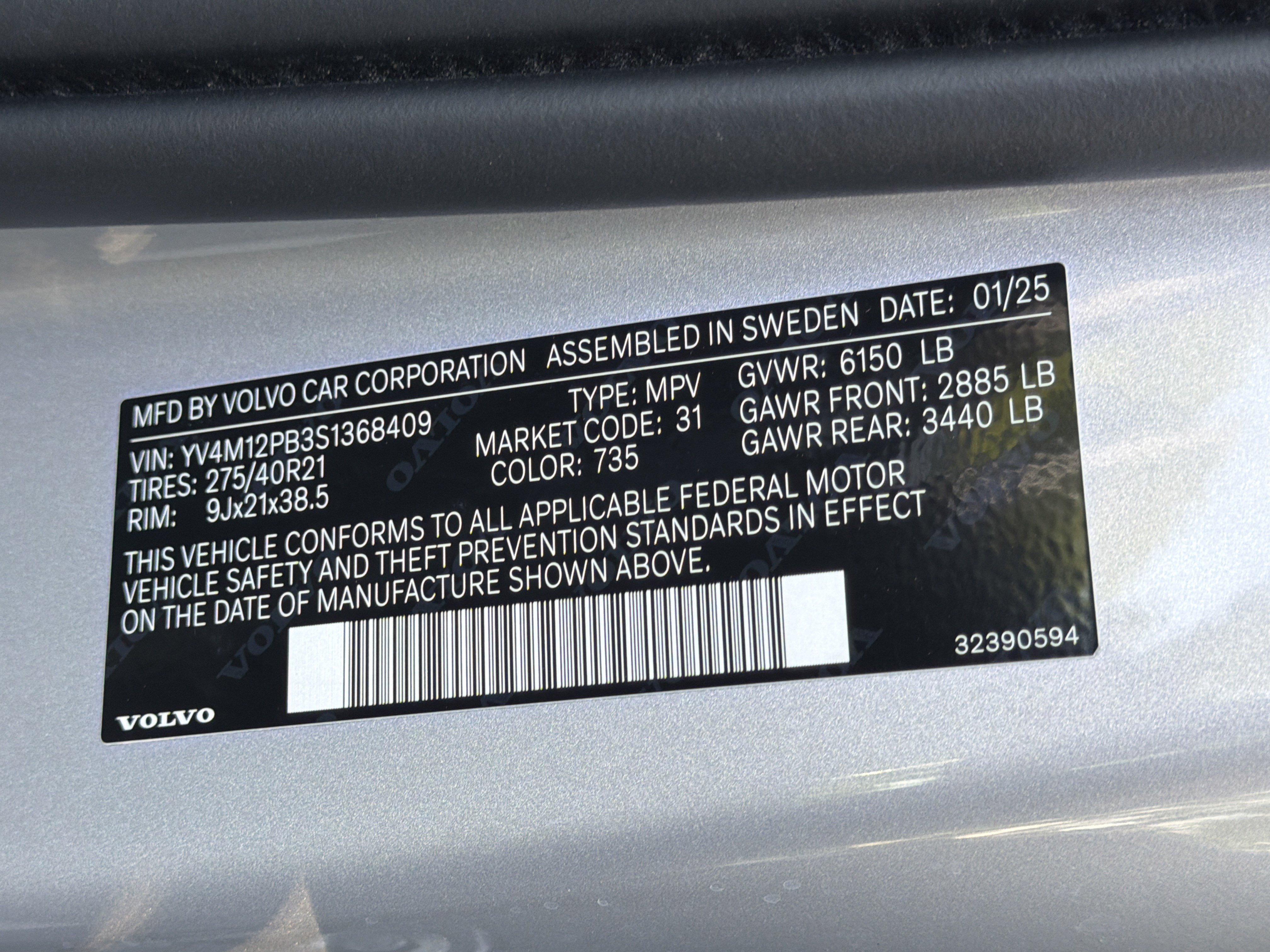 Certified 2025 Volvo XC90 B5 Plus AWD/4WD image 37