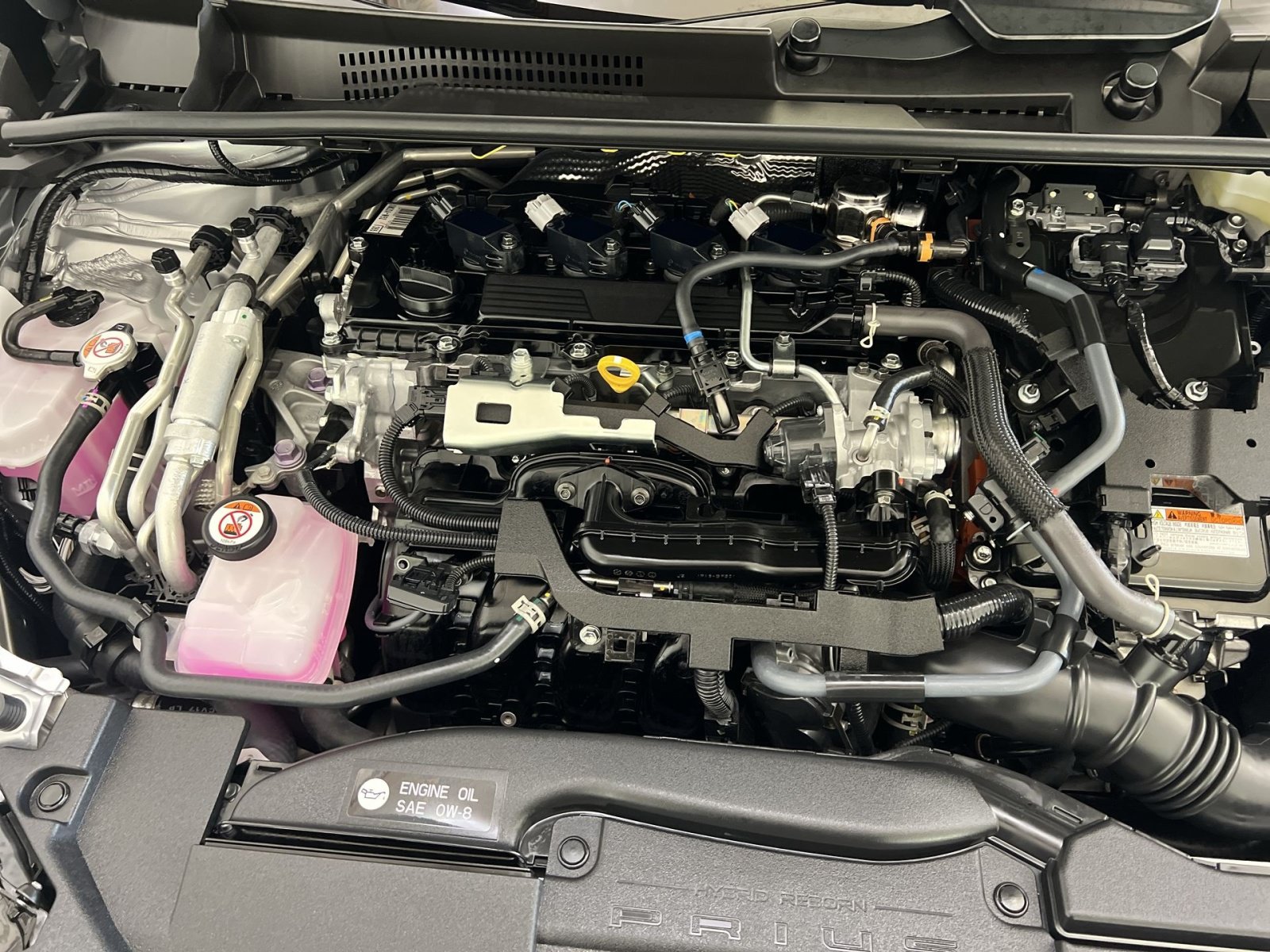 Used 2026 Toyota Prius Plug-In Hybrid FWD image 26