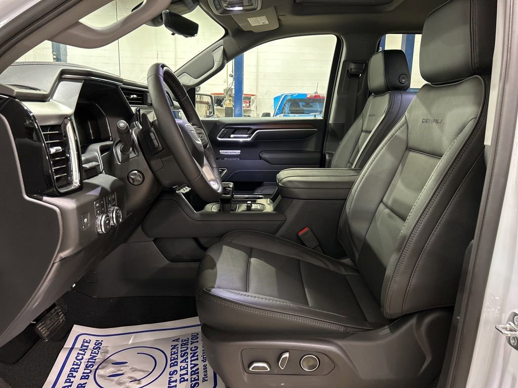 New 2026 GMC Sierra 1500 Denali w/ Technology Package AWD/4WD image 21
