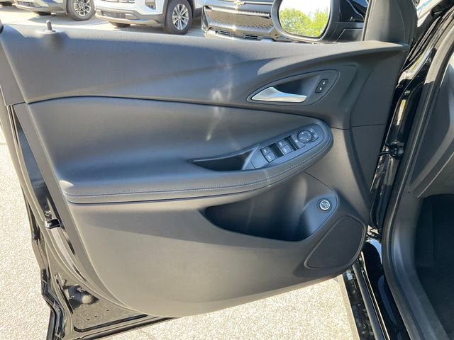 New 2026 Buick Encore GX Sport Touring w/ Advanced Technology Package FWD image 4