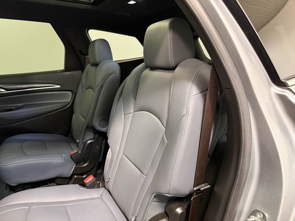 Used 2023 Buick Enclave Essence w/ Experience Buick Package AWD/4WD image 47