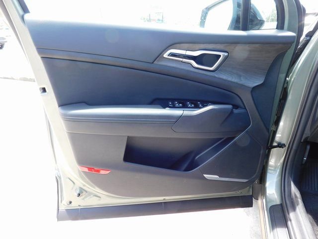 Used 2024 Kia Sportage X-Line w/ X-Line Premium Package image 14