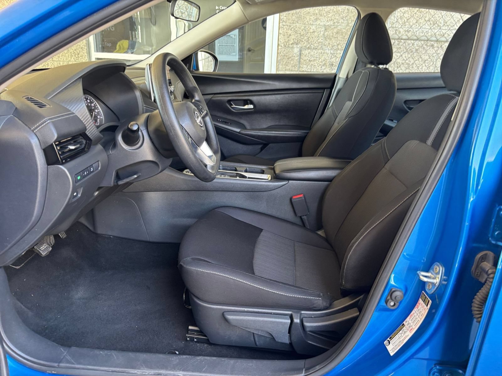 Used 2025 Nissan Sentra SV FWD image 25