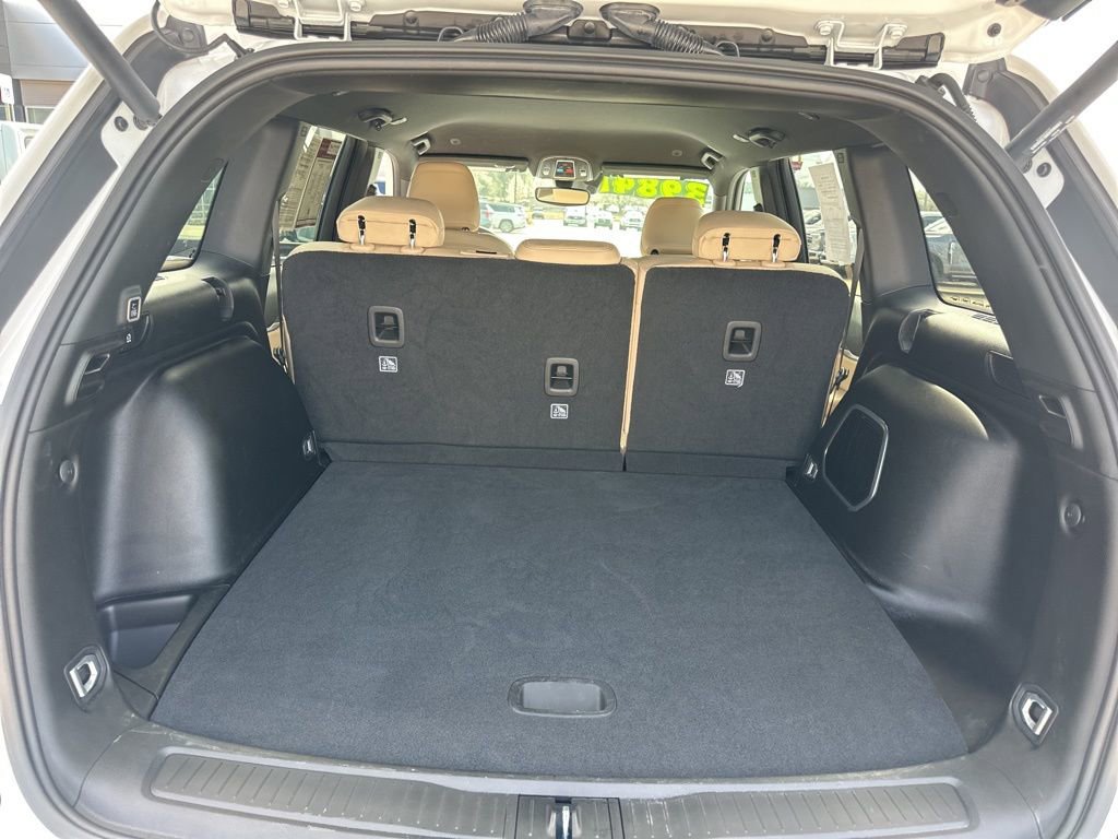 Used 2024 Jeep Grand Cherokee Limited image 27