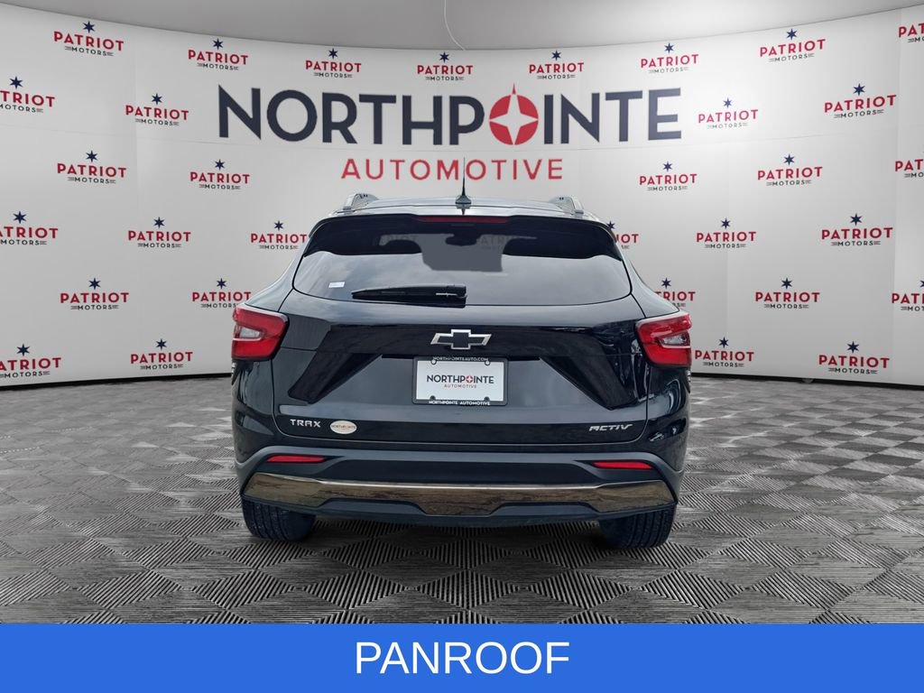 Used 2024 Chevrolet Trax ACTIV w/ Sunroof Package image 7