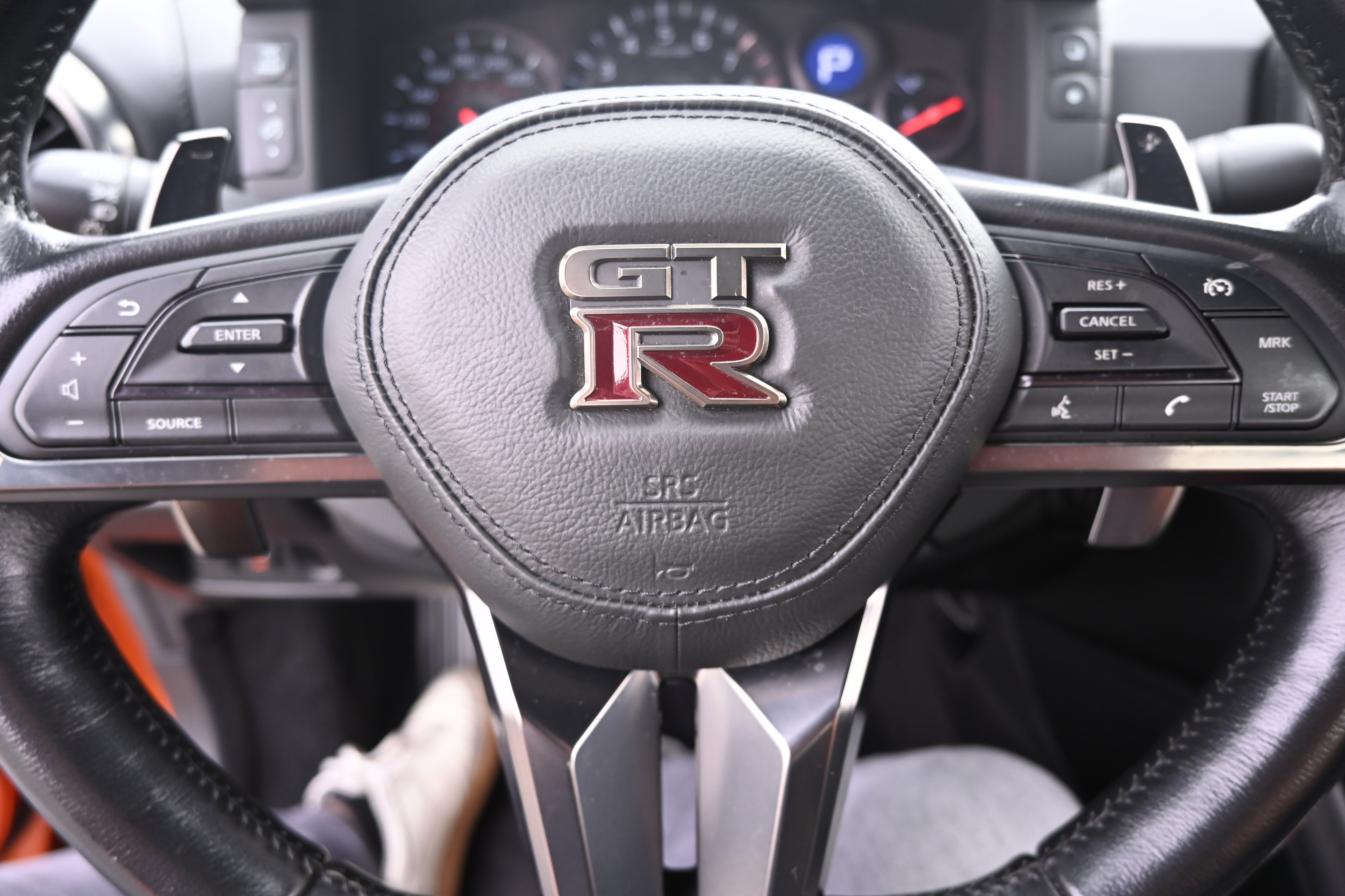 Used 2017 Nissan GT-R Premium image 31