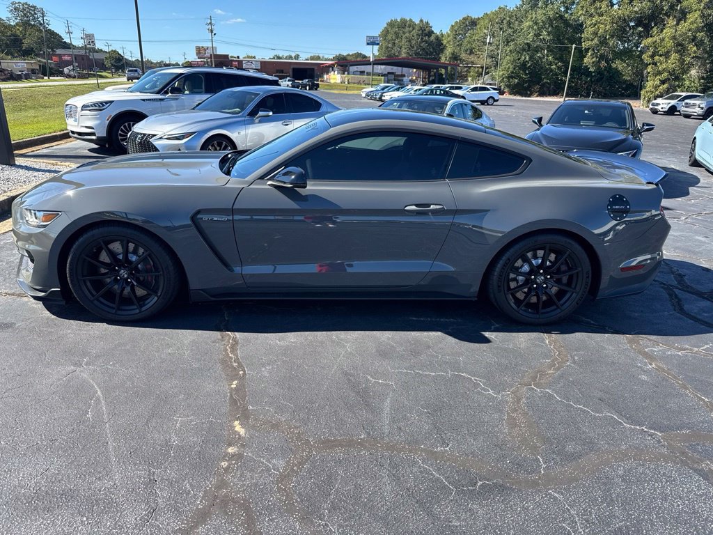 Used 2018 Ford Mustang Shelby GT350 w/ Convenience Package RWD image 5