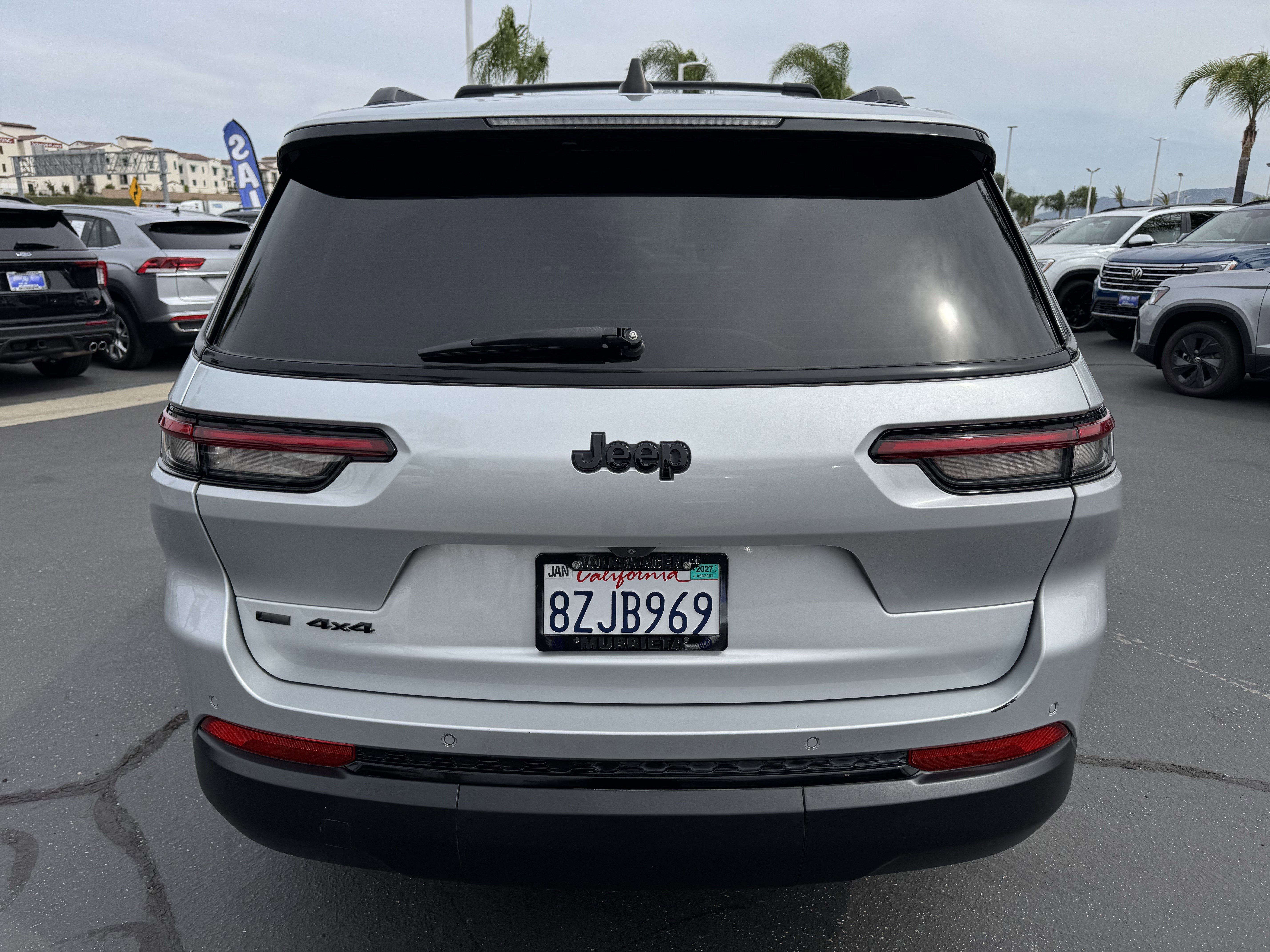 Used 2021 Jeep Grand Cherokee L Laredo image 9