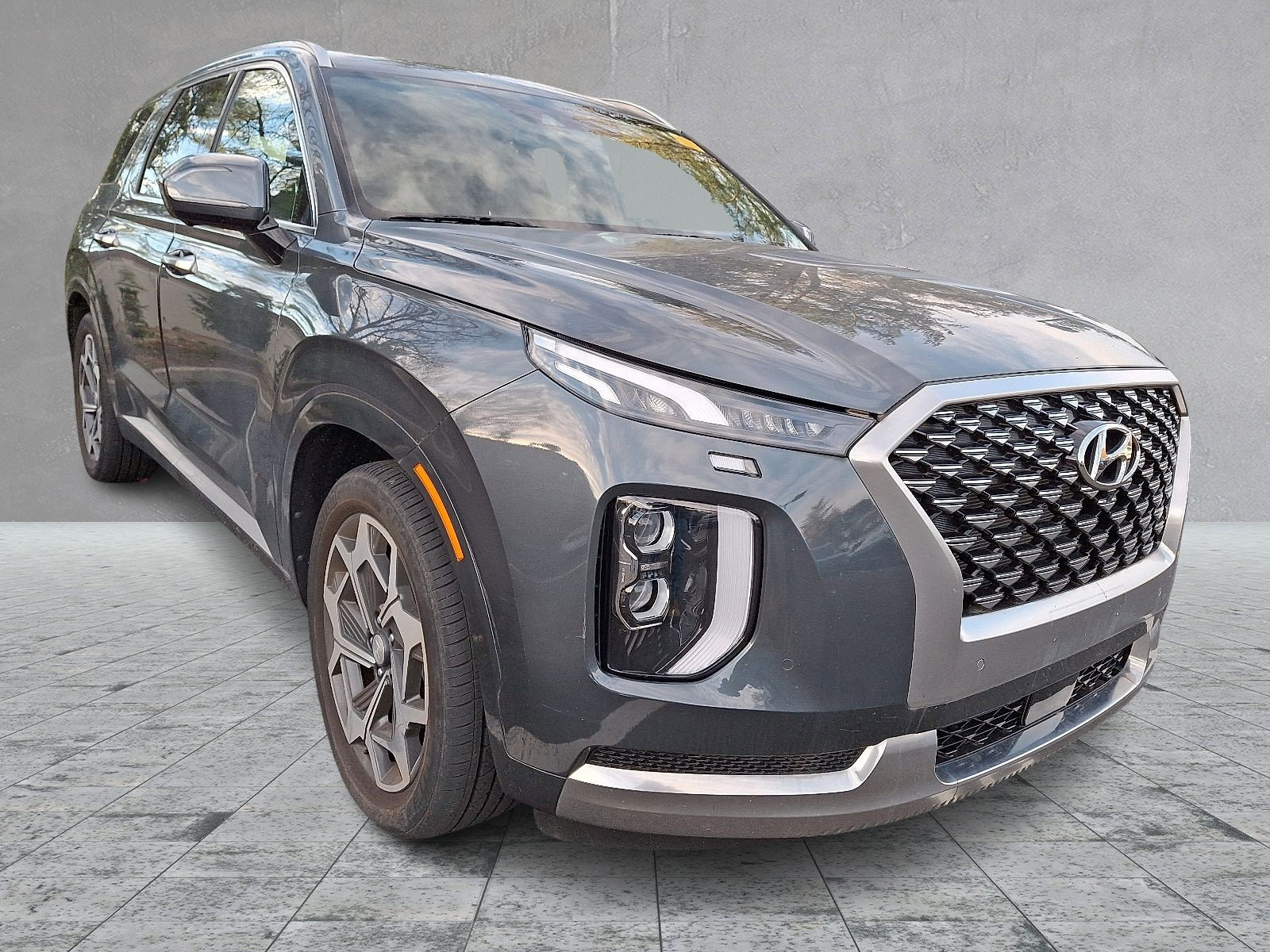 Used 2022 Hyundai Palisade Calligraphy image 1