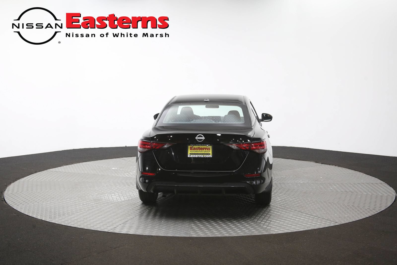 Used 2025 Nissan Sentra SV FWD image 35