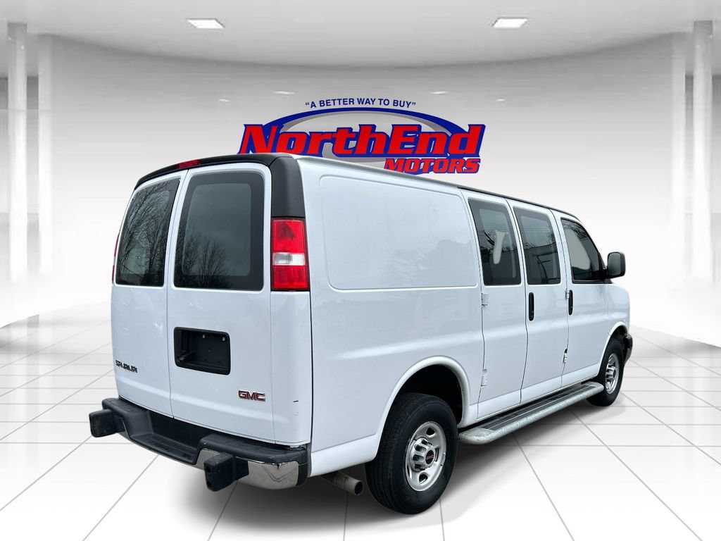 Used 2024 GMC Savana 2500 w/ Driver Convenience Package RWD image 3