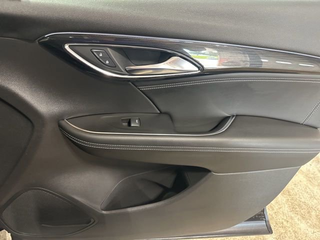 Used 2022 Buick Envision Essence w/ Safety Package image 41