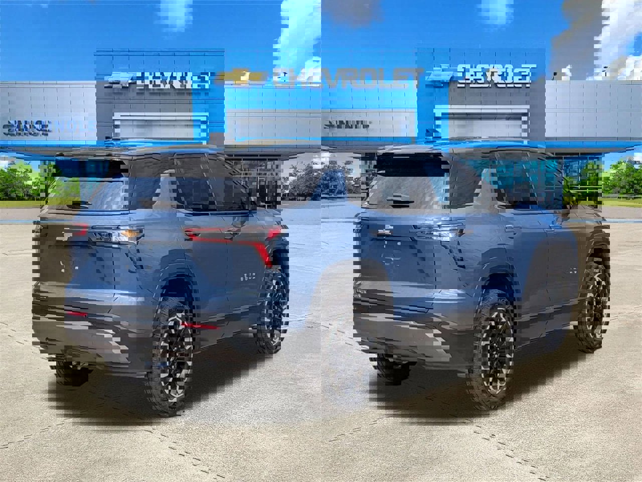 New 2026 Chevrolet Equinox LT image 4