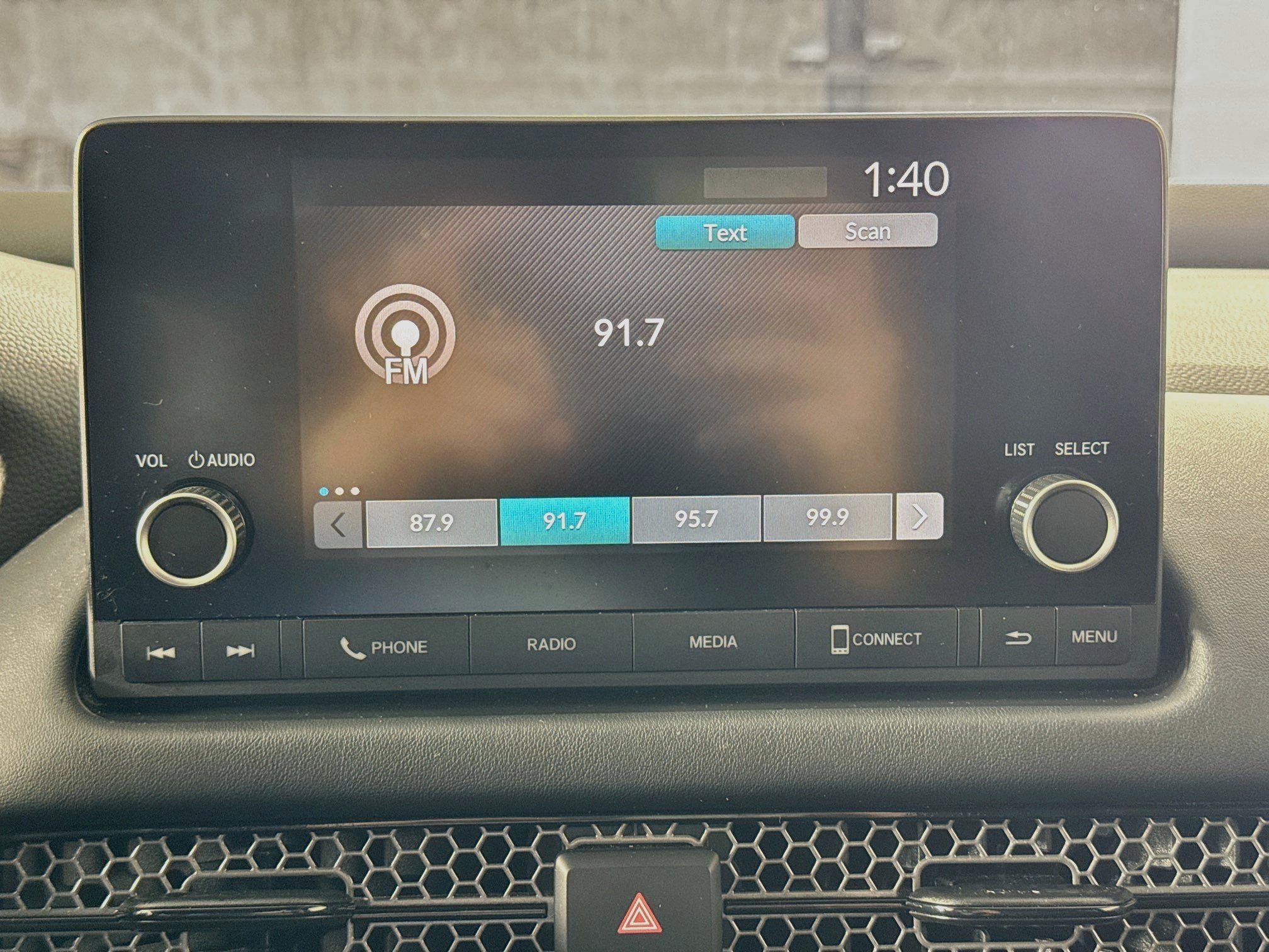 Used 2025 Honda HR-V Sport image 14