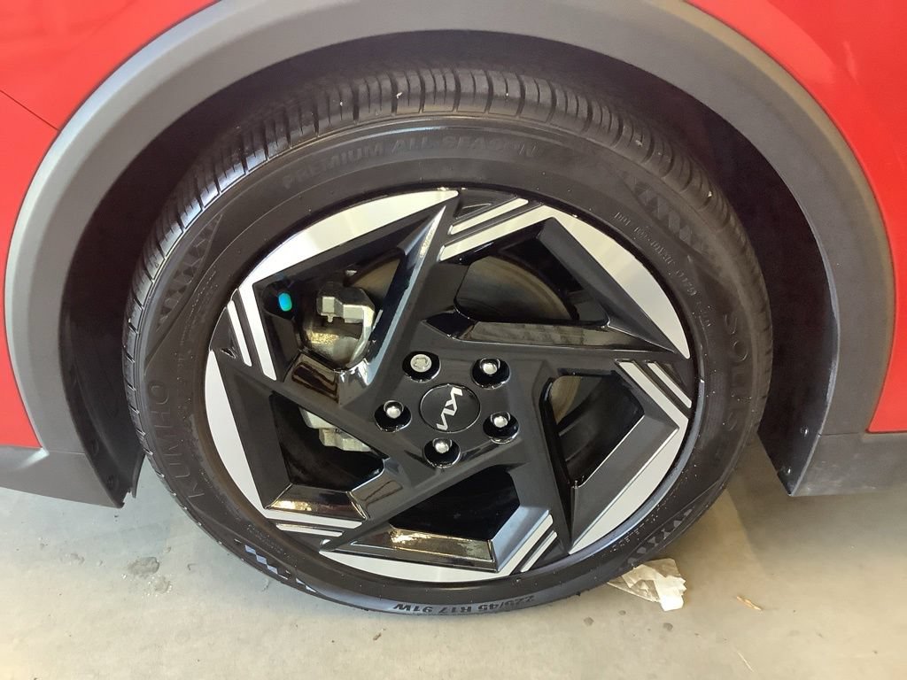 Certified 2025 Kia K4 EX FWD image 21