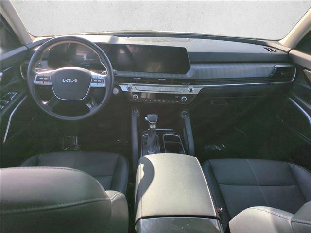 Used 2023 Kia Telluride EX w/ EX Captain's Chair Package FWD image 19