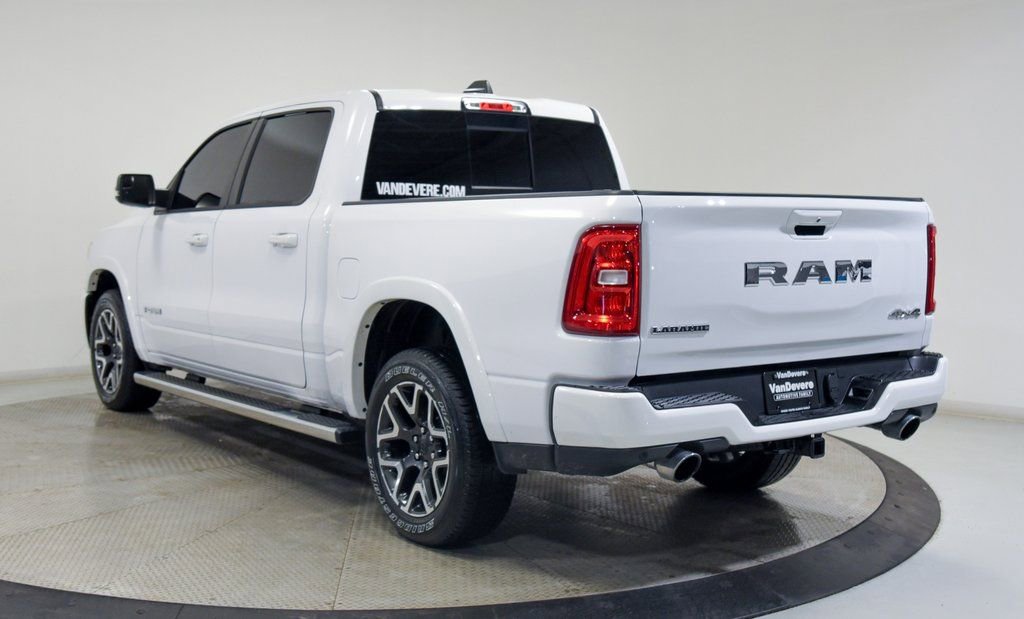 Used 2025 RAM 1500 Laramie w/ Sport Appearance Package image 9