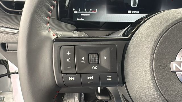 New 2026 Nissan Kicks SR w/ Cold Weather Package AWD/4WD image 21